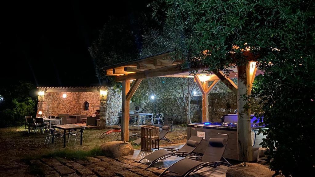 Entre Mer & Maquis, L'Ame De La Corse En Gites De Charme Avec Jacuzzi, Proche Ajaccio Peri Экстерьер фото